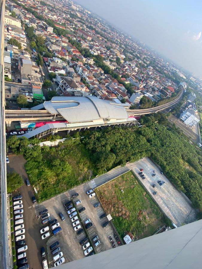 Callia Apartement Golf View Pulo Mas Jakarta Timur Esterno foto